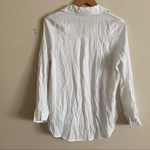 White button down long sleeved Womens shirt. - Picture 5 of 5